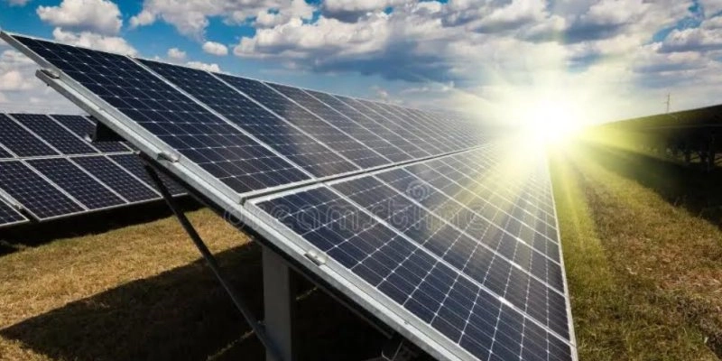 Energia solar: dúbia, contratação de usinas trava em Ouro Velho, no Cariri da PB