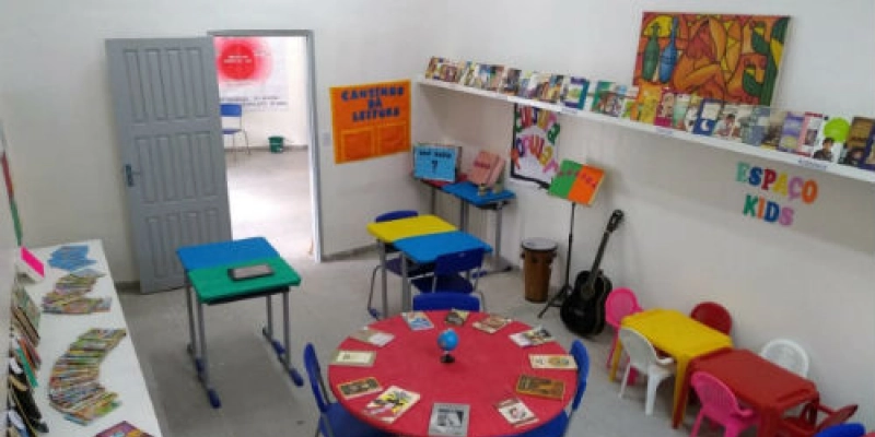 Unidade socioeducativa da Fundac inaugura biblioteca e incentiva jovens a ler