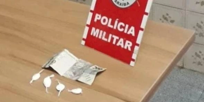 Polícia Militar apreende, em Pombal, indivíduo com substâncias análogas a drogas e quantia em dinheiro