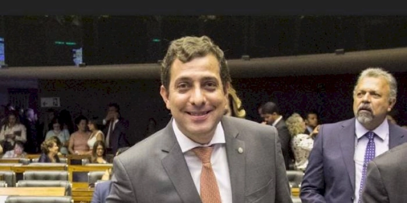 Gervásio Maia integra comitiva do presidente Lula em missão oficial na Europa 