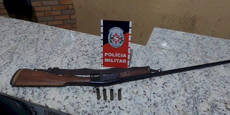 Polícia Militar apreende mais uma arma de fogo durante barreira policial em Bom Sucesso