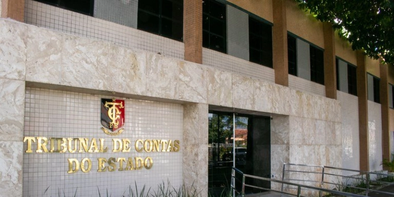 Câmara de Caturité tem contas rejeitadas pela 1ª Câmara do TCE por excesso de subsídio pago ao presidente