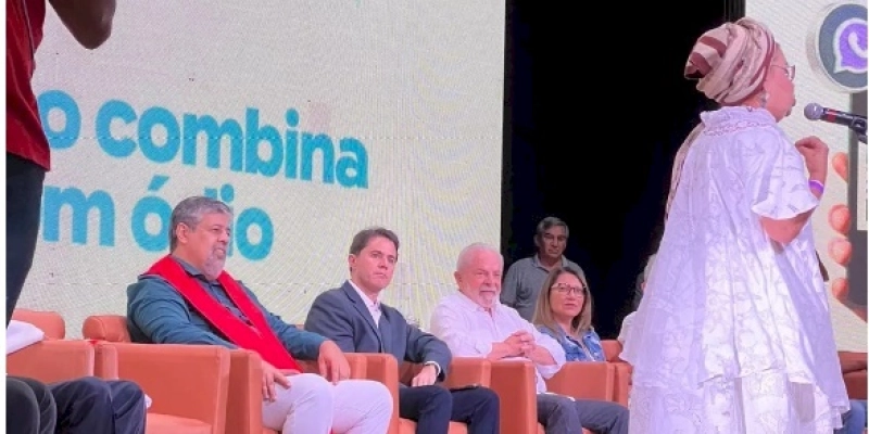 Lula desembarca em Campina Grande e se reúne com lideranças religiosas de diferentes vertentes