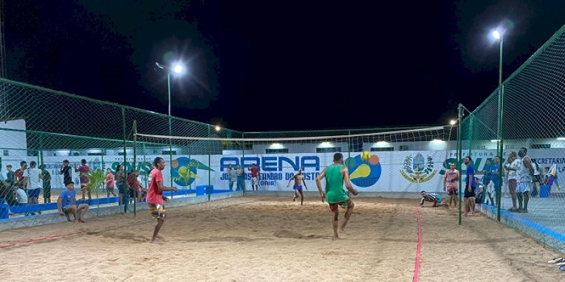 Tyrone inaugura Arena Esportiva no Núcleo Habitacional I