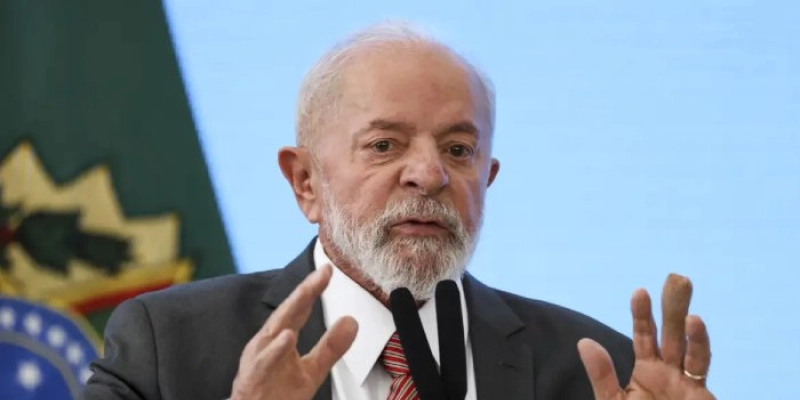 Lula critica prolongamento da greve dos docentes federais 