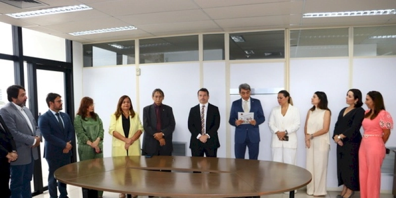 Procurador-geral empossa três promotoras de Justiça na 3ª entrância