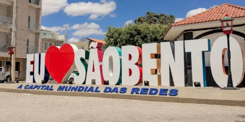 Adolescente é baleada com disparo de pistola efetuado por desconhecidos; saiba mais 