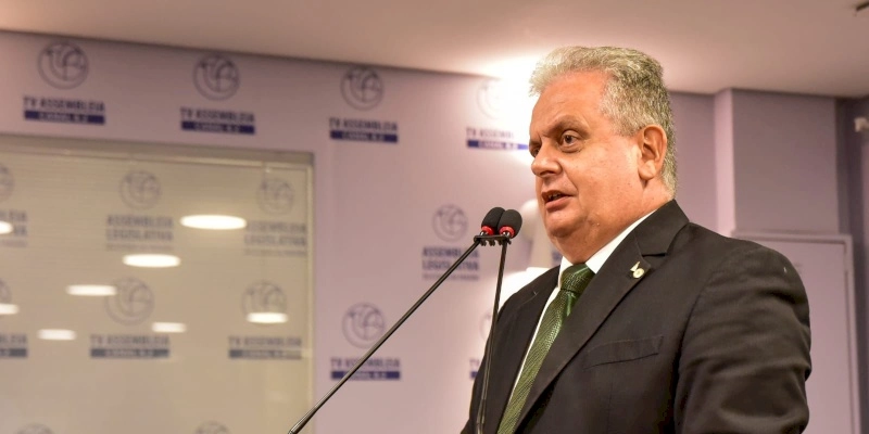 Bosco Carneiro faz apelo para convocação dos aprovados no concurso da Polícia Civil da Paraíba 