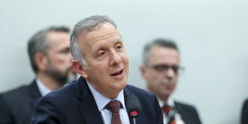 Reforma tributária tem alíquotas diferentes para IVA e transição de 8 anos