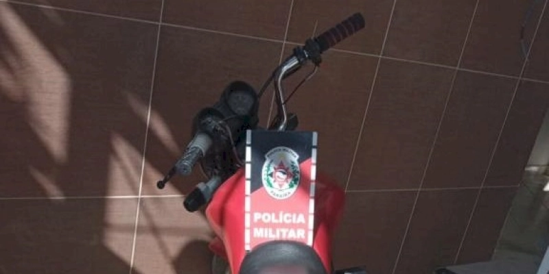 Moto roubada é recuperada pela polícia na rodovia PB-293, no Sertão da PB 