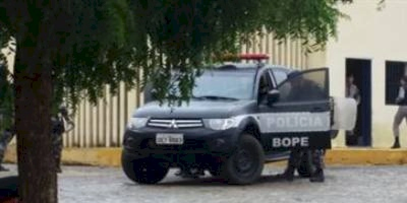 Homem é detido pelo BOPE , quando praticava o crime de direção perigosa em Cajazeiras