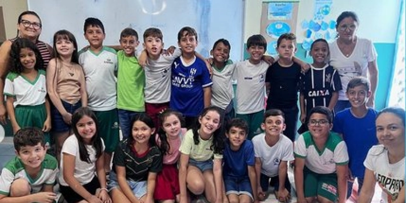 Alunos da Escola Celestino Gomes de Sá, em São José da Lagoa Tapada, realizam Oficina “Arte em Pintura”