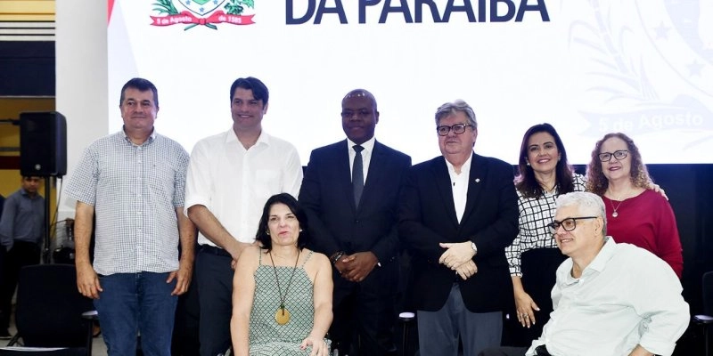 Pollyanna celebra ao lado de João, adesão da PB ao Plano Nacional da Pessoa com Deficiência 