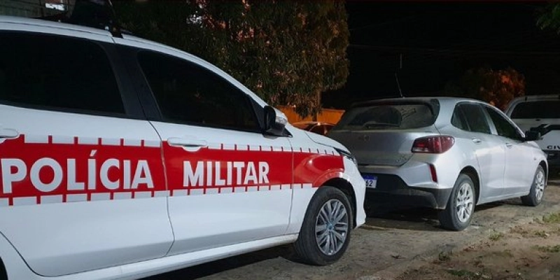 Polícia Militar recupera carro roubado que circulava com placa clonada em Catolé do Rocha
