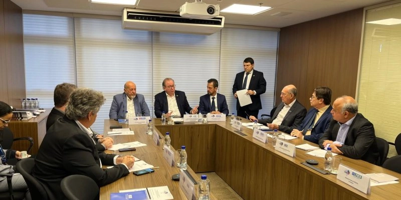 Presidente da FIEPB participa de reunião da Associação Nordeste Forte em Brasília