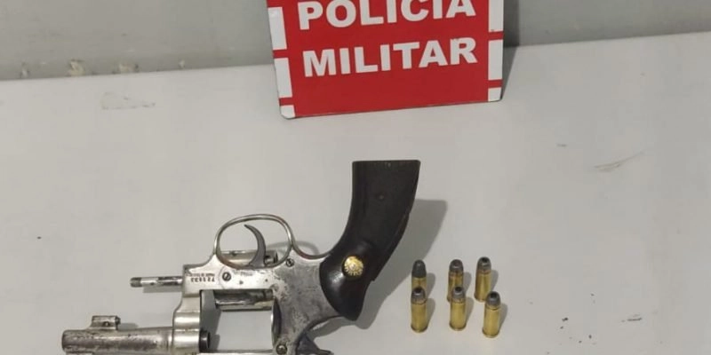 Mulher é agredida e ameaçada pelo companheiro que termina detido pela PM