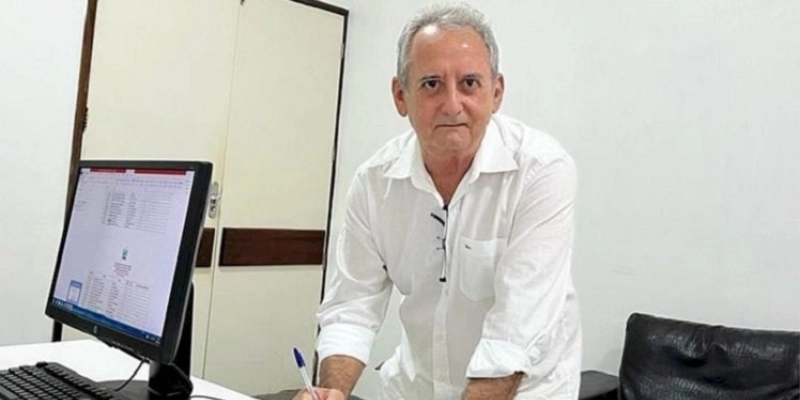 Dr. Zé Célio deixará cargo no Hospital e deve ser vice-prefeito na Chapa de Dr. Helder Carvalho em Sousa