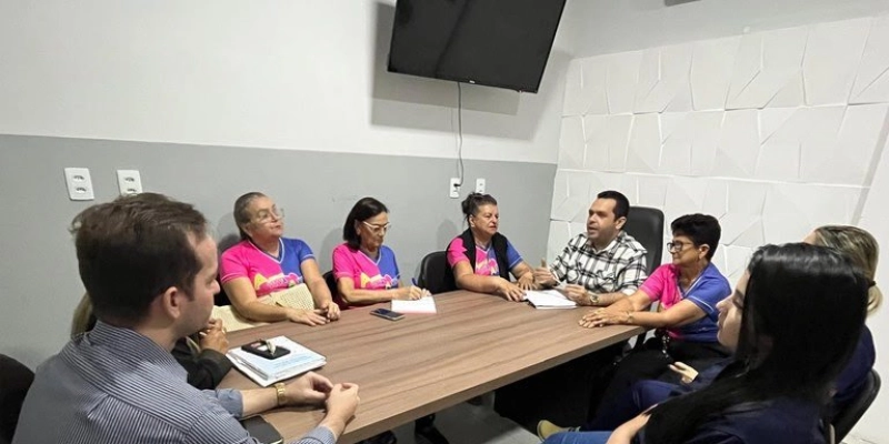 Hospital de Patos firma parceria com Casa de Apoio ‘Amigas Viva a Vida’ para acolher pacientes oncológicos