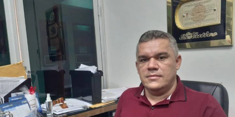 Denúncia aponta irregularidade em contratos de professores no Município de Diamante; Prefeito é intimado 
