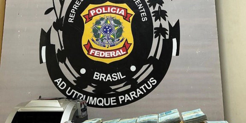 PF prende foragida da Operação Rei do Skunk com mais de meio milhão de reais