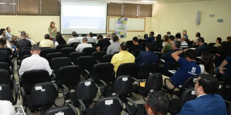 Processo de Registro de Candidaturas é apresentado a dirigentes de partidos