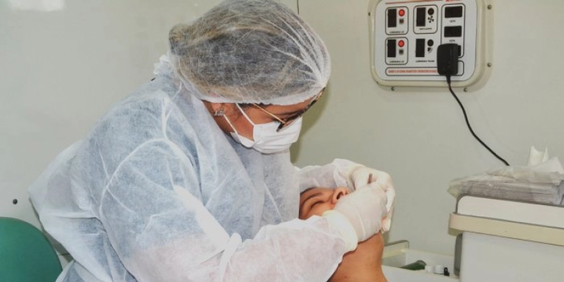 Secretaria de Saúde garante atendimento de urgência com dentistas 24 horas