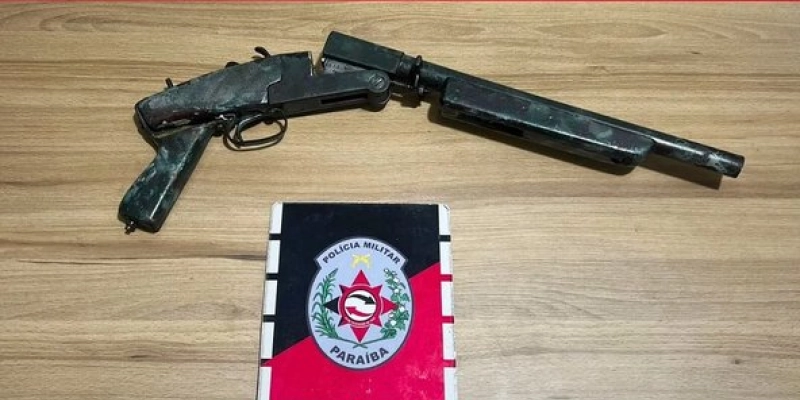 Após denúncia de violência, homem é preso com arma de fogo na cidade de Brejo do Cruz
