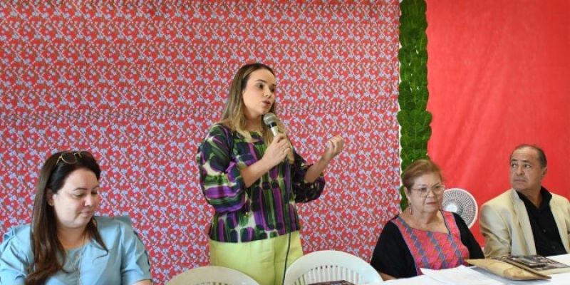 Segunda-dama prestigia oficina do Projeto Folhas da Paraíba e destaca importância da reinserção social no Sistema Penitenciário