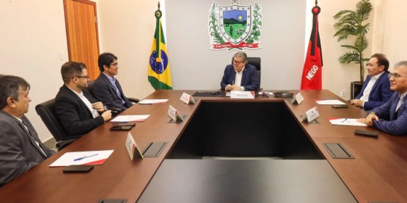 João Azevêdo recebe presidente da Mitsui no Brasil e diretoria da PBGás e discute investimentos na expansão da rede de gás