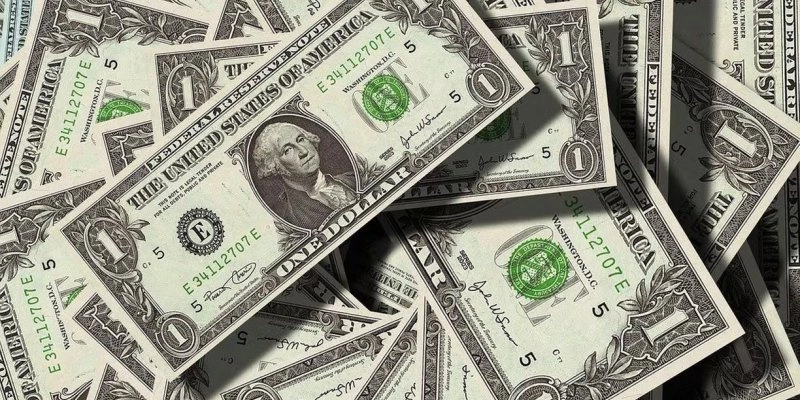 Dólar sobe para R$ 5,48 influenciado por Japão e China