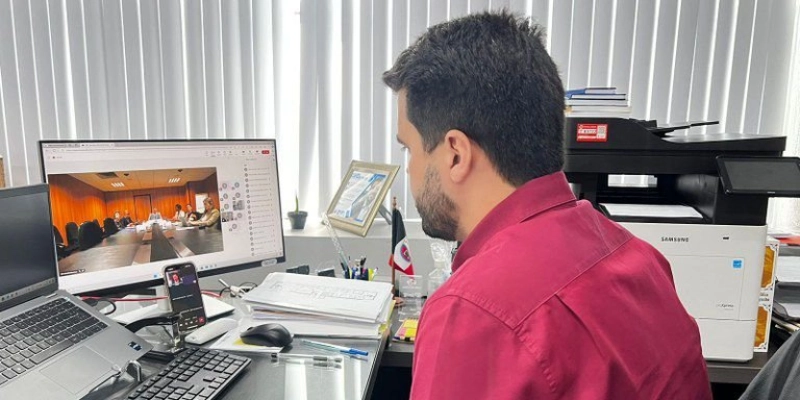 Secretário de Educação da Paraíba participa de reunião com Ministro Camilo Santana para discutir propostas de implementação do Novo Ensino Médio