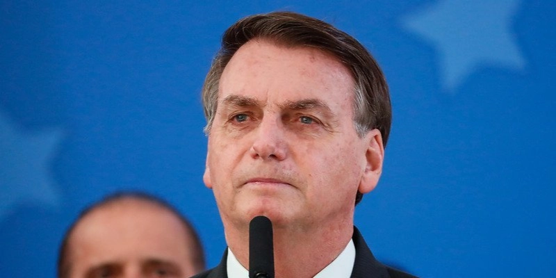 Bolsonaro chorou durante a pandemia ao ver comércios fechandos, relatou Gilmar Mendes