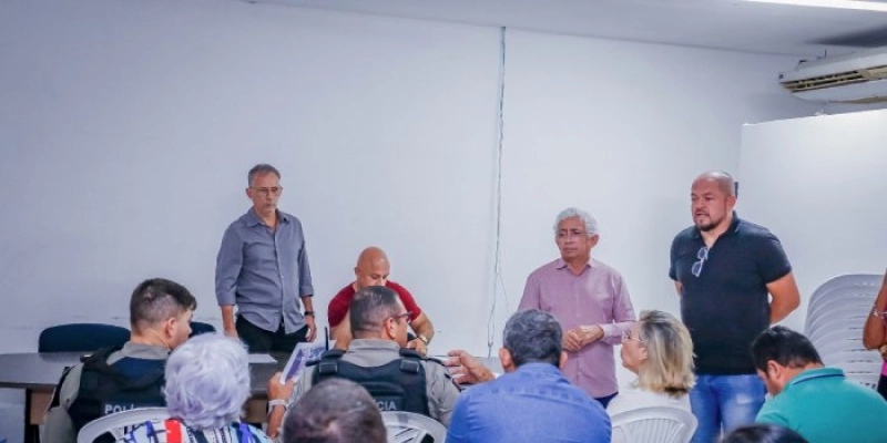 Representantes da Prefeitura e de forças de segurança se reúnem para discutir estratégia para a Festa das Neves