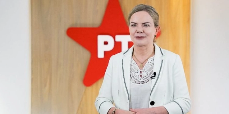 Gleisi Hoffmann reafirma apoio a Aldeone Abrantes como vice em Sousa, e cutuca concorrente “bolsonarista”