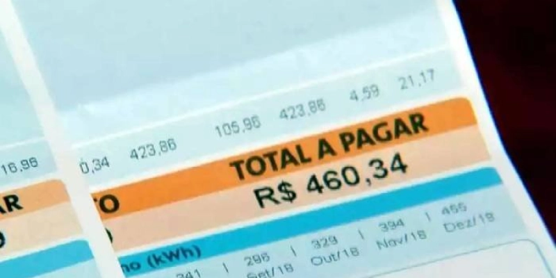 Bandeira tarifária de energia volta a ser verde, sem cobrança extra