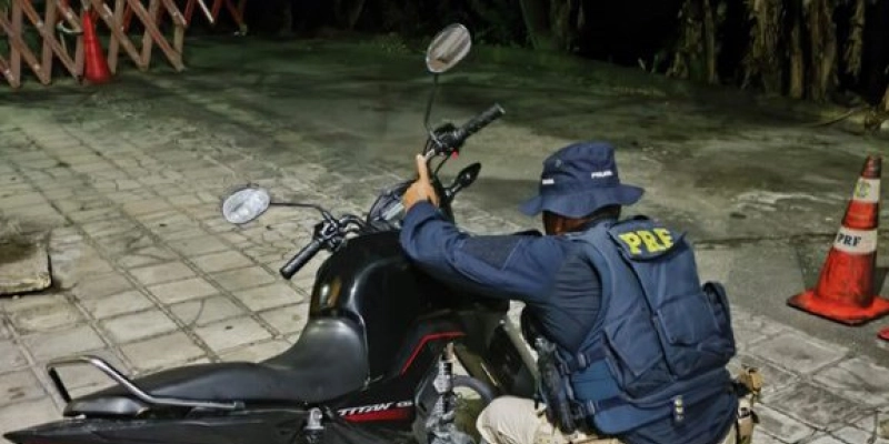 PRF apreende cinco veículos e flagra diversos crimes no estado da Paraíba