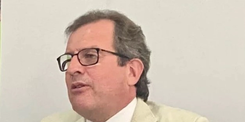 Prefeito de Sousa defende Secretário de Saúde após Polêmica em reunião; Assista entrevista 