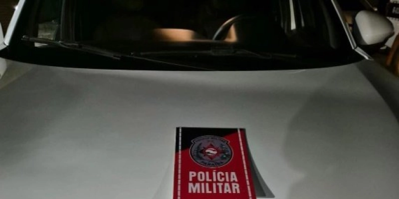 Polícia militar apreende carro clonado em Catolé do Rocha 