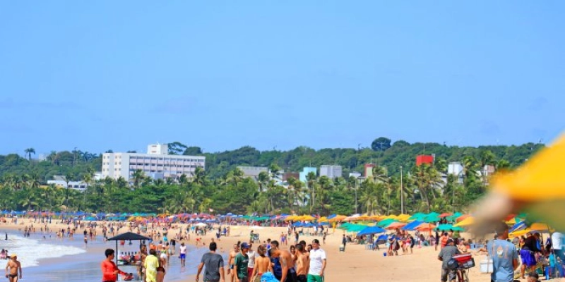 Famílias aproveitam feriado do aniversário de João Pessoa em pontos turísticos da cidade