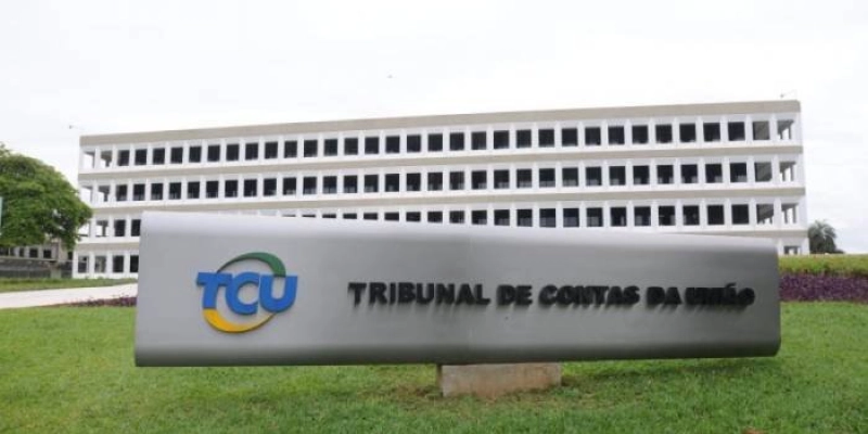 TCU decide que presentes recebidos por presidentes não são públicos