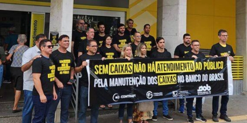 Protesto em João Pessoa exige respeito aos direitos dos funcionários do Banco do Brasil