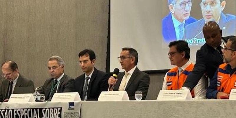 Ministro Waldez Góes participa de Reunião da Comissão Especial sobre prevenção e auxílio a desastres e calamidades naturais na Bahia