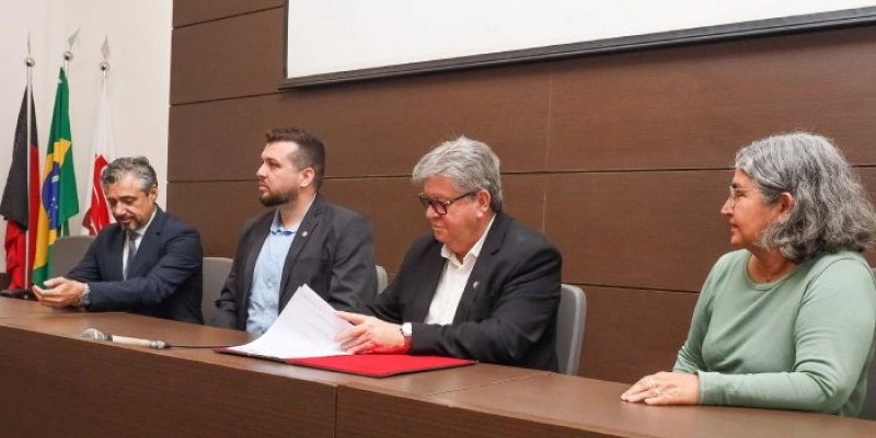 João Azevêdo celebra acordo de cooperação técnica para fomentar projetos de intercâmbio cultural entre a Paraíba e Portugal