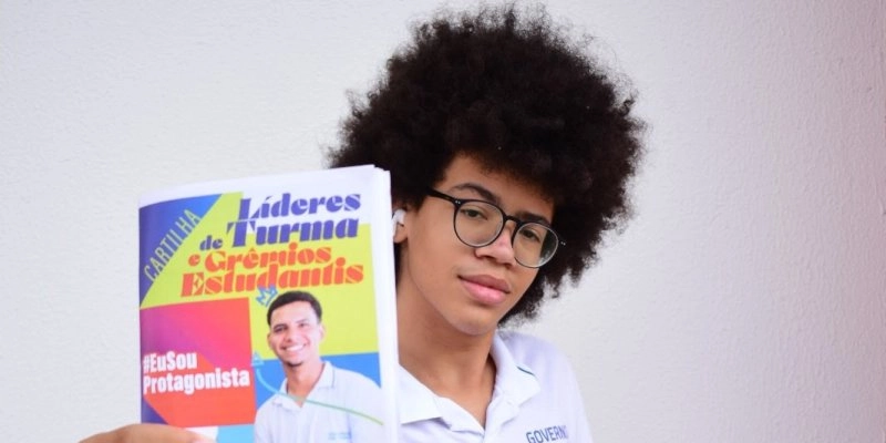 Secretaria de Educação da Paraíba lança cartilha para fortalecer protagonismo estudantil nas escolas