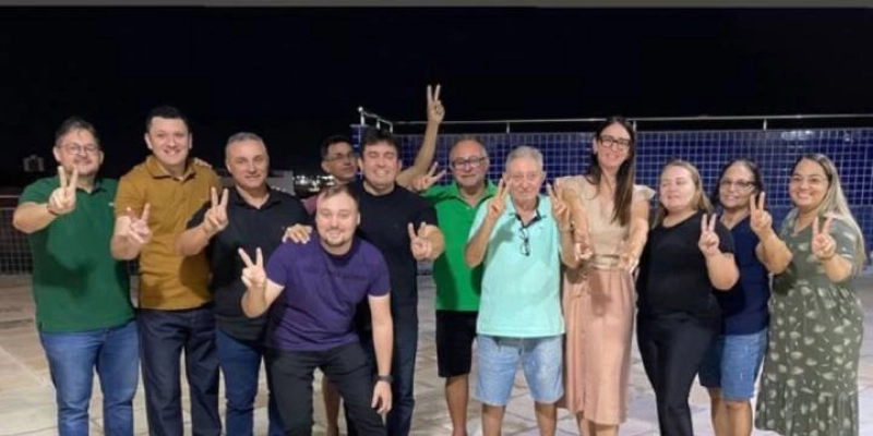 Família Frouxão muda de lado após desistencia de Nior, e anuncia apoio à Helder Carvalho em Sousa