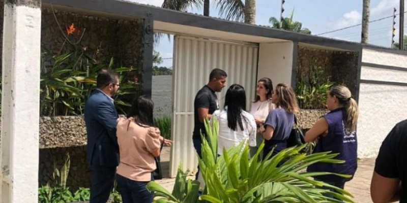 MP resgata 44 internos de comunidades terapêuticas; sete pessoas foram presas