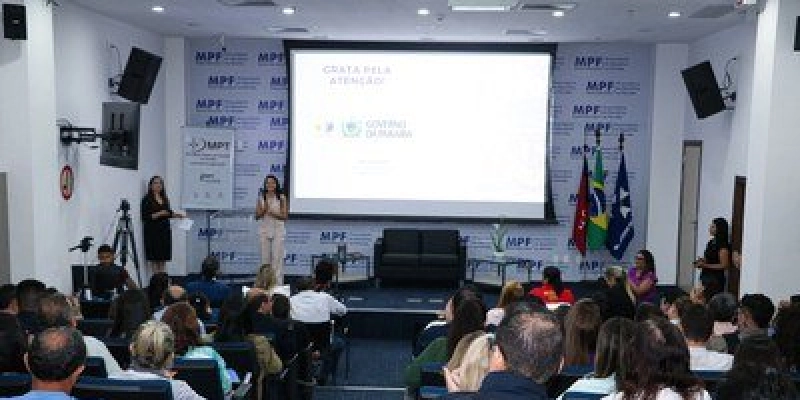 Atendimento humanizado a pessoas com deficiência intelectual e autismo é tema de capacitação em João Pessoa