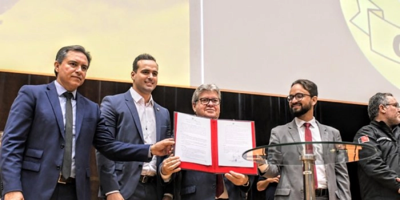 João Azevêdo participa de formatura de 426 concursados da Polícia Civil e anuncia datas de nomeações