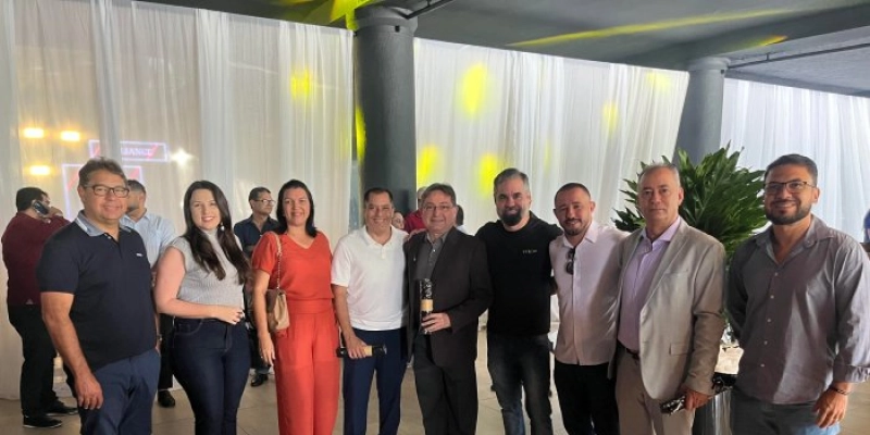Presidente do Creci-PB prestigia evento de fomento ao mercado e homenagens a corretores e imobiliárias