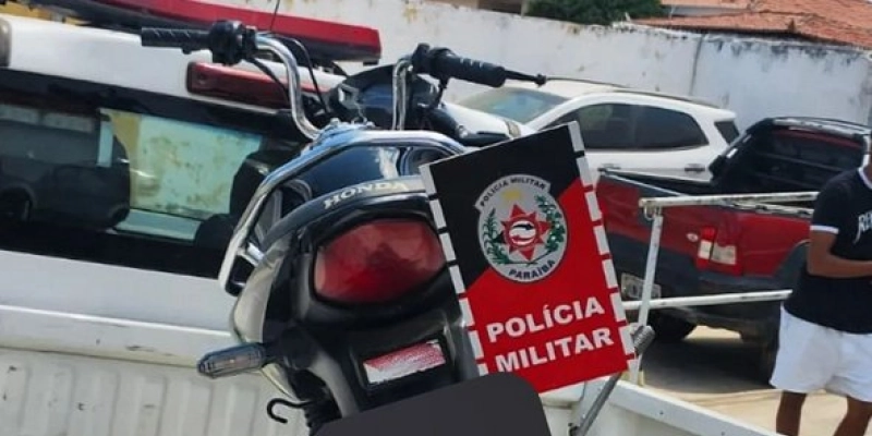Polícia Militar apreende motocicleta com indícios de adulteração veicular, no Sertão